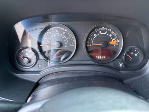 Used 2017 Jeep Patriot Sport image 30