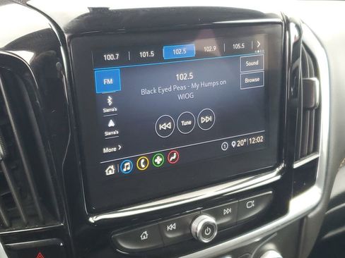 Used 2020 Chevrolet Traverse LT image 16
