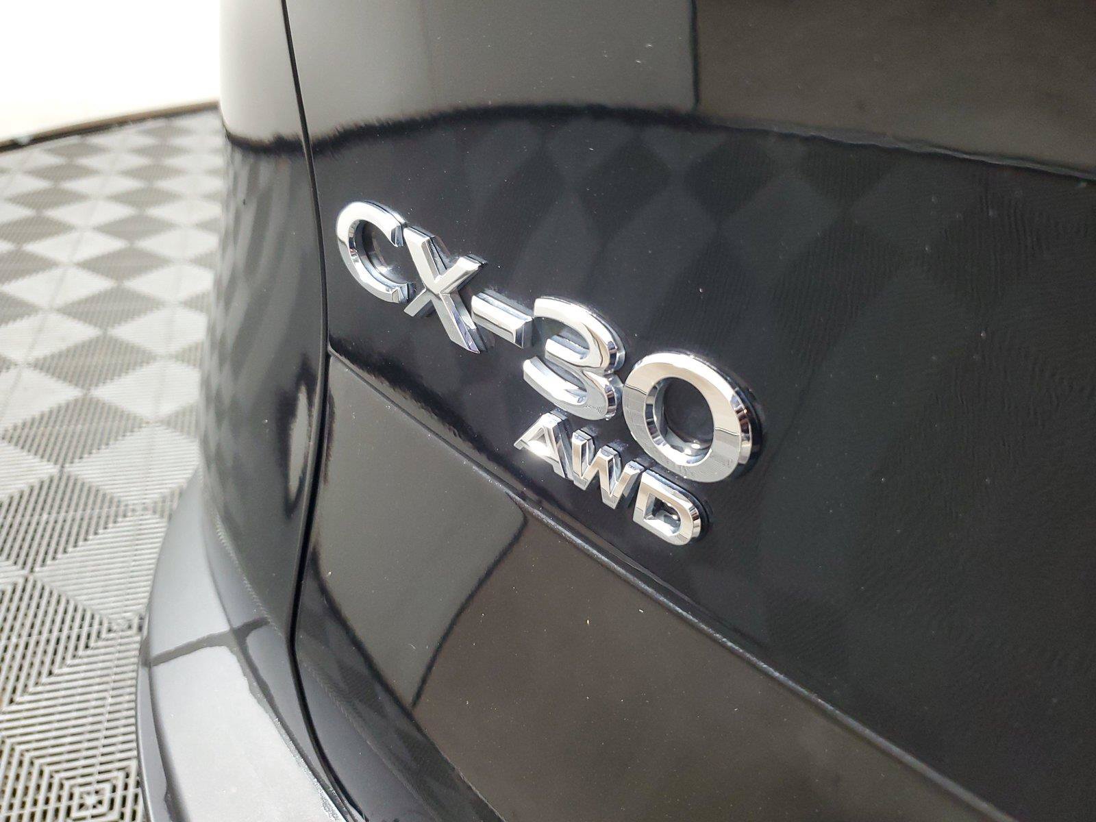 Used 2022 MAZDA CX-30 AWD 2.5 S w/ Premium Package image 8