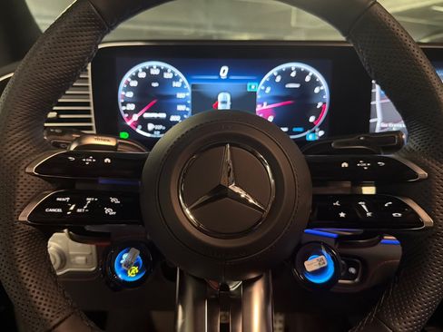 New 2026 Mercedes-Benz GLE 63 AMG S image 23