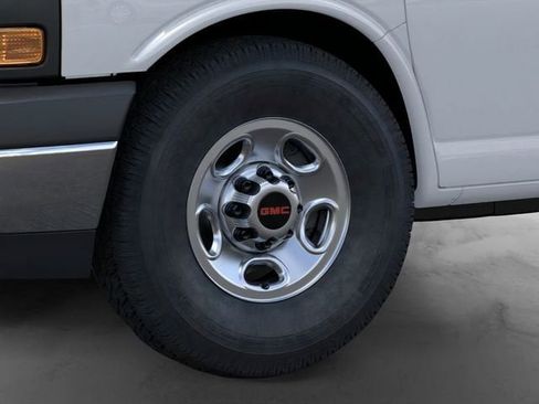 New 2026 GMC Savana 2500 w/ Driver Convenience Package RWD image 9