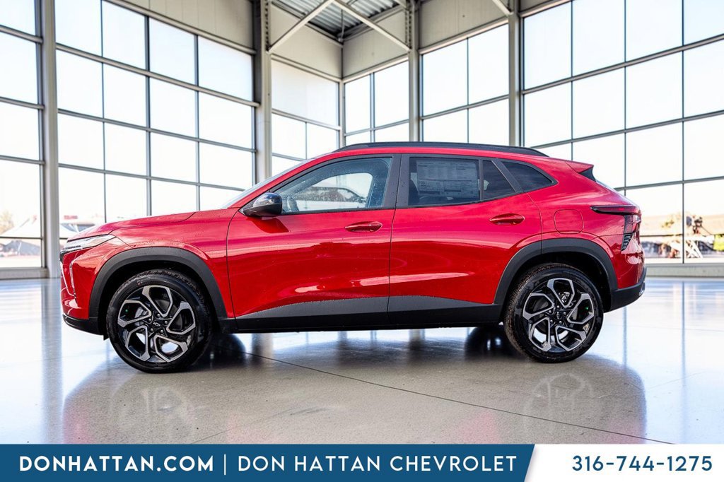 New 2026 Chevrolet Trax RS w/ Sunroof Package FWD image 2