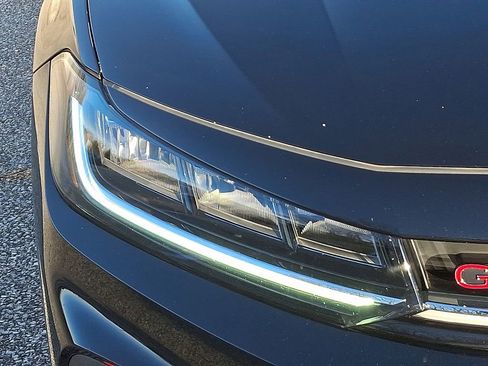 Used 2025 Volkswagen Jetta GLI Autobahn w/ GLI Black Package image 9