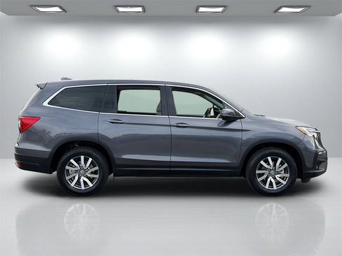 Used 2021 Honda Pilot EX image 7