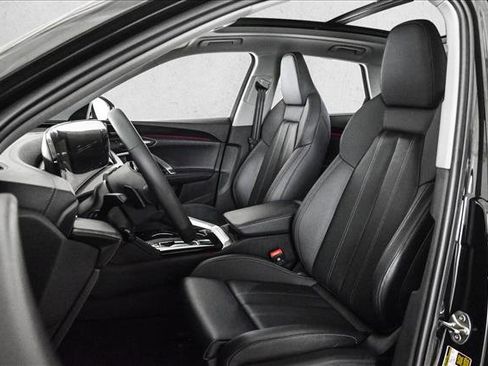 New 2025 Audi Q5 Premium Plus image 17