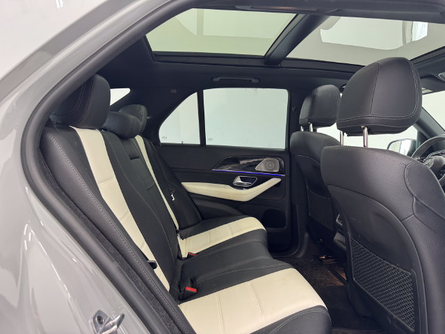 Used 2024 Mercedes-Benz GLE 350 4MATIC image 19