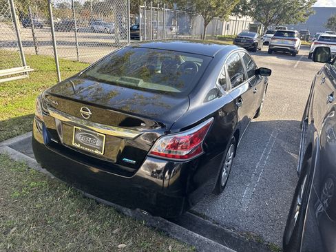 Used 2014 Nissan Altima 2.5 S image 3
