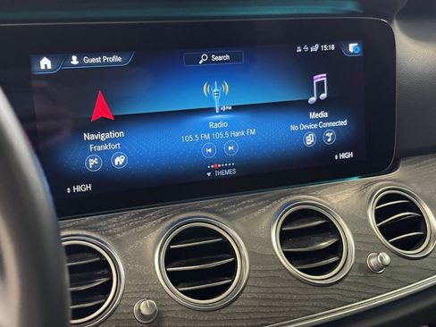 Used 2021 Mercedes-Benz E 350 4MATIC Sedan image 46