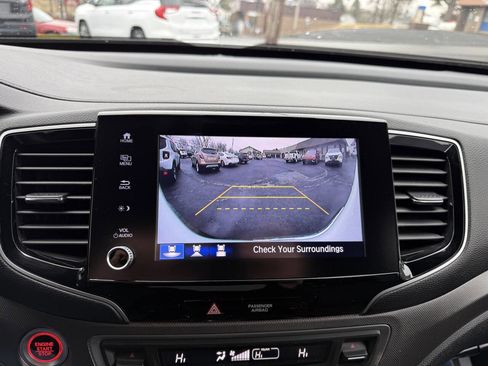 Used 2022 Honda Ridgeline Sport image 17