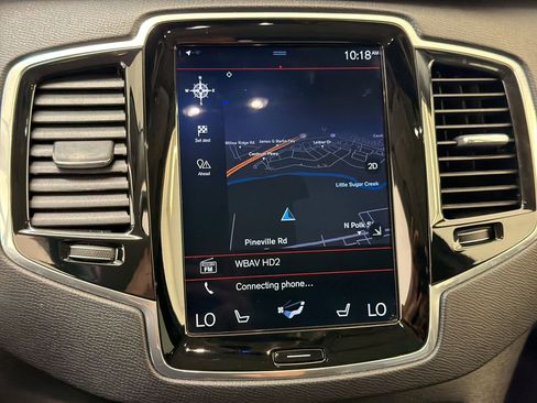 Used 2018 Volvo XC90 T6 Momentum w/ Convenience Package AWD/4WD image 24