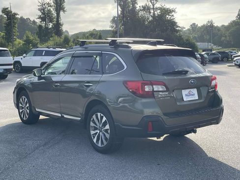 Used 2019 Subaru Outback 2.5i Touring AWD/4WD image 28