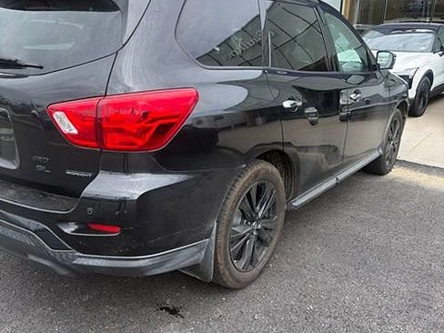 Used 2018 Nissan Pathfinder SL w/ Midnight Edition Package AWD/4WD image 3