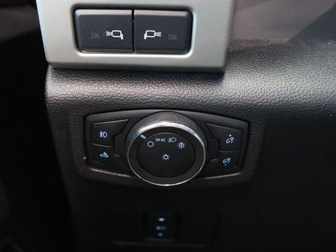 Used 2020 Ford F350 Lariat w/ Lariat Value Package image 28