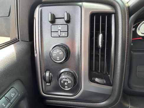 Used 2016 GMC Sierra 1500 SLT w/ All-Terrain Package AWD/4WD image 27