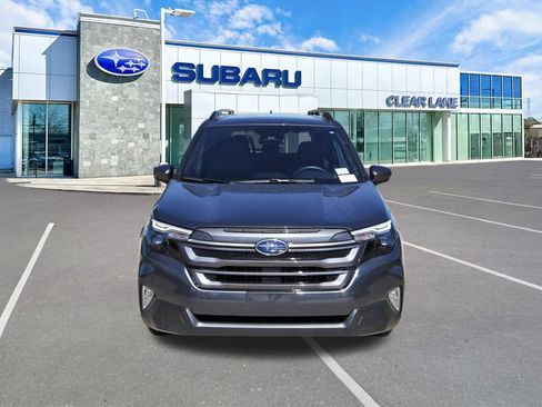 Certified 2025 Subaru Forester Premium image 2