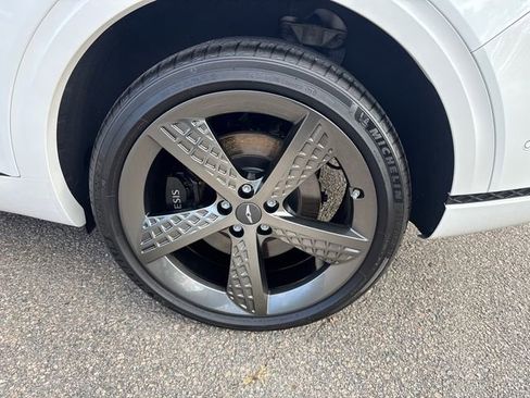 Used 2025 Genesis GV70 2.5T Sport Prestige w/ Sport Prestige Package image 17