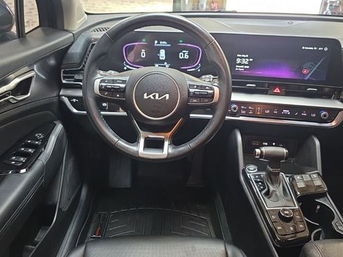 Used 2023 Kia Sportage EX FWD image 14