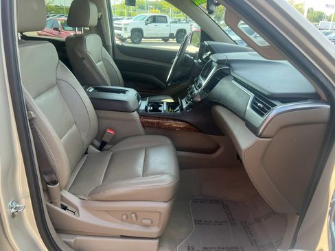 Used 2017 Chevrolet Tahoe Premier AWD/4WD image 8