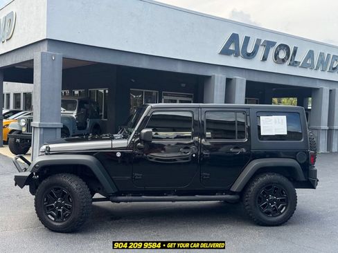 Used 2018 Jeep Wrangler Unlimited Sport AWD/4WD image 4