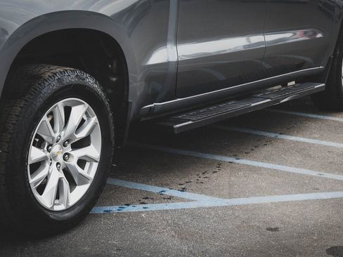 Used 2021 Chevrolet Silverado 1500 Custom image 22