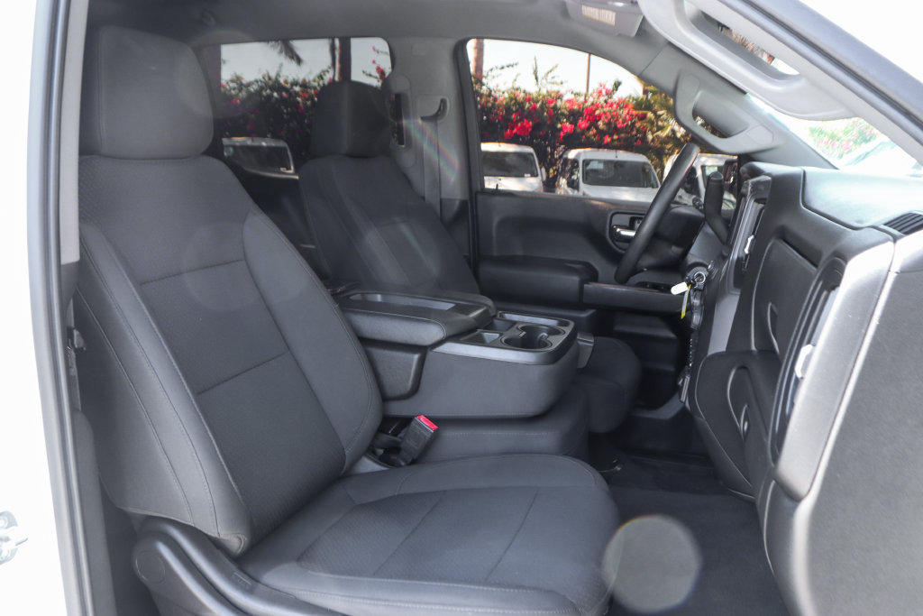 Used 2021 Chevrolet Silverado 1500 Custom RWD image 34