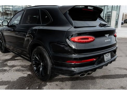 Used 2023 Bentley Bentayga Speed image 9