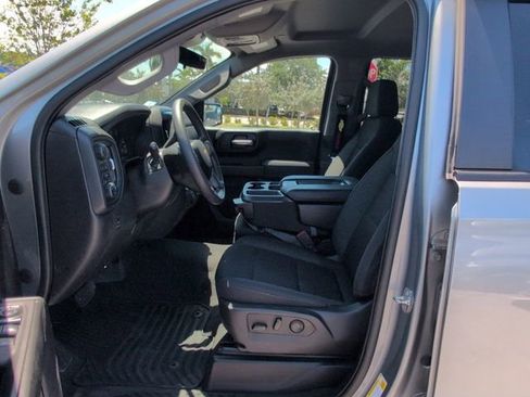 Used 2023 Chevrolet Silverado 1500 Custom AWD/4WD image 9