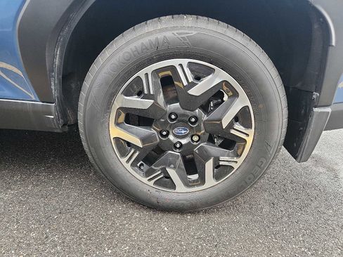 Certified 2025 Subaru Forester image 7