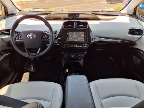 Used 2019 Toyota Prius XLE w/ Carpet Mat Package FWD image 2