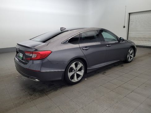 Used 2018 Honda Accord Touring image 10