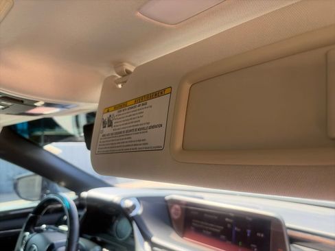 Used 2019 Lexus ES 300h w/ Premium Package FWD image 28