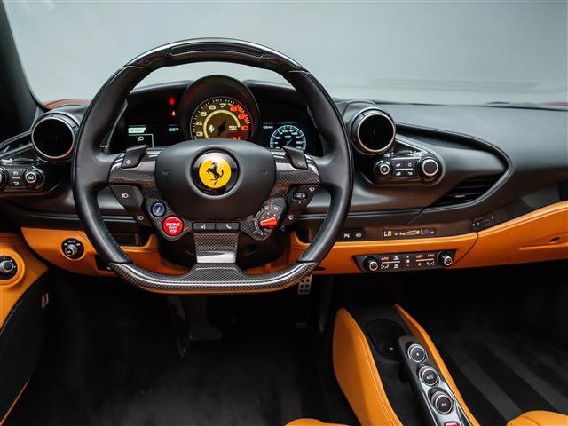 Used 2022 Ferrari F8 Tributo RWD image 31