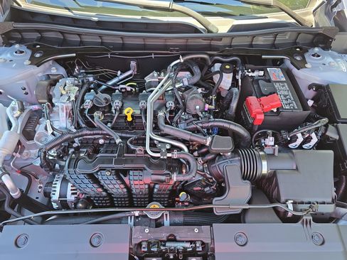 New 2025 Nissan Altima 2.5 SR w/ SR Premium Package image 30