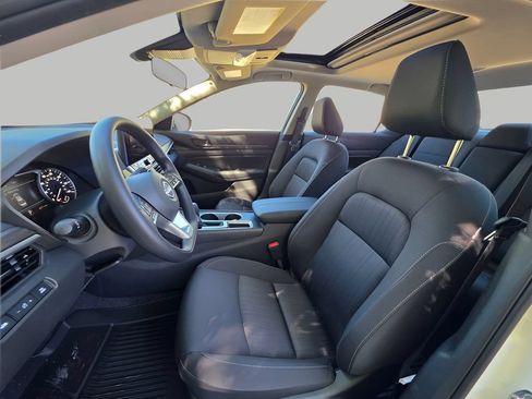 New 2026 Nissan Altima 2.5 SV w/ SV Special Edition Package FWD image 15