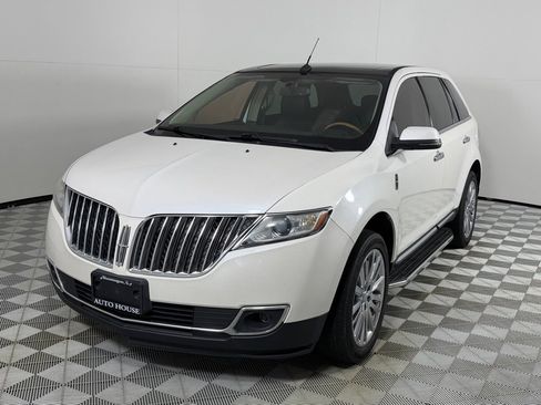 Used 2013 Lincoln MKX AWD image 10