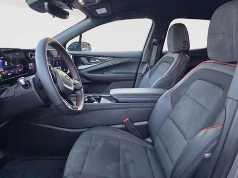 Used 2024 Chevrolet Blazer EV RS image 11