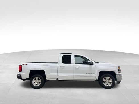 Used 2018 Chevrolet Silverado 1500 LT w/ All Star Edition image 3