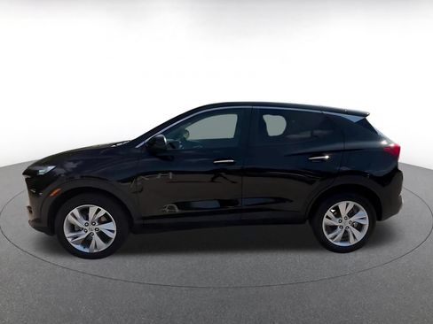 Used 2025 Buick Encore GX Preferred AWD/4WD image 9