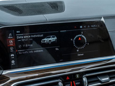 Used 2021 BMW X5 xDrive45e w/ Premium Package image 16