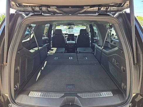 Used 2025 GMC Yukon XL Denali AWD/4WD image 58