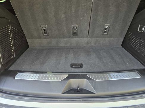 Certified 2023 GMC Yukon AT4 w/ LPO, Floor Liner Package AWD/4WD image 33