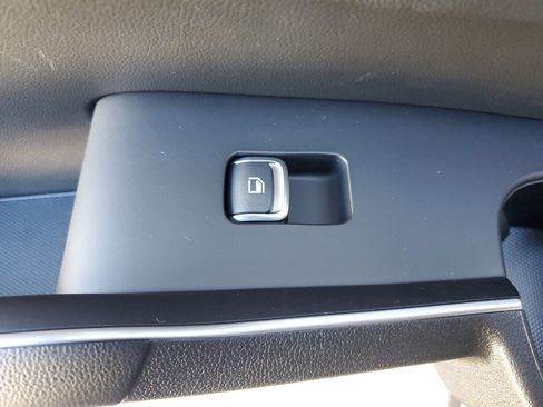 New 2026 Kia Sorento S image 14