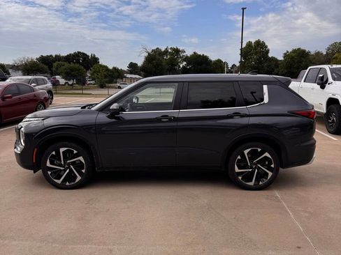 Used 2024 Mitsubishi Outlander SE AWD/4WD image 4
