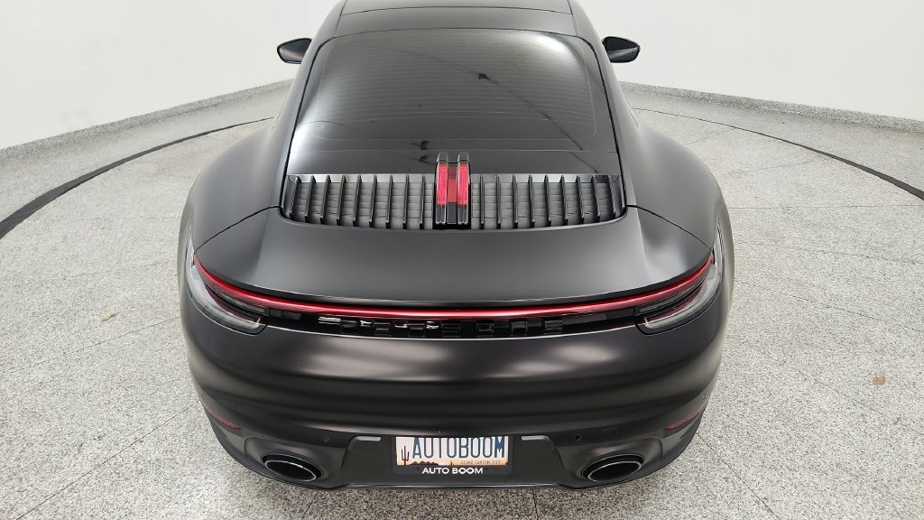 Used 2020 Porsche 911 Carrera RWD image 19