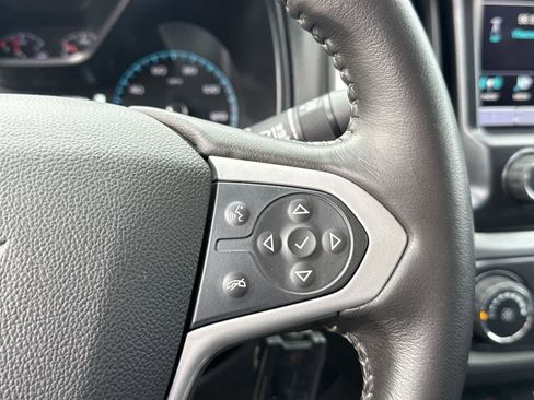 Used 2016 Chevrolet Colorado LT w/ LT Convenience Package image 19