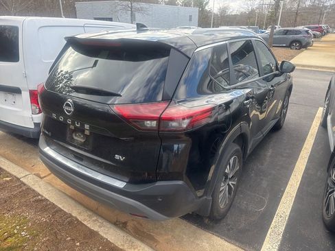 Certified 2023 Nissan Rogue SV w/ SV Premium B Package image 7