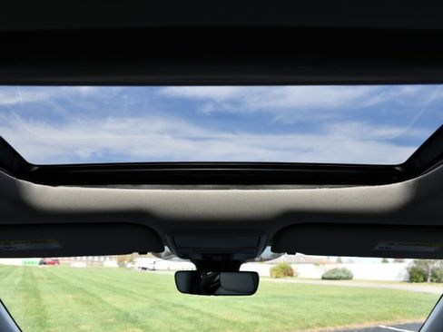 Used 2025 Honda Odyssey Touring image 29