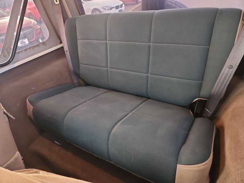 Used 2000 Jeep Wrangler Sahara image 18