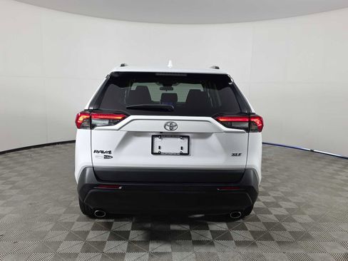 Used 2024 Toyota RAV4 XLE image 7
