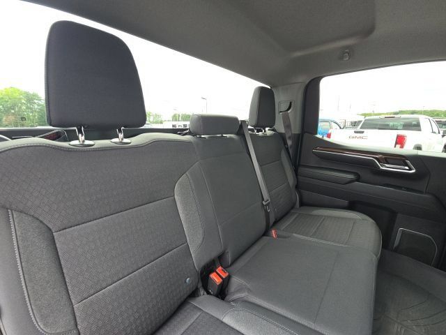 Used 2023 Chevrolet Silverado 1500 RST w/ Protection Package AWD/4WD image 15